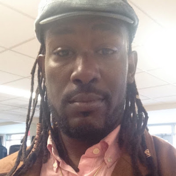 Meet your Posher, Julian - Picture 1 of 1